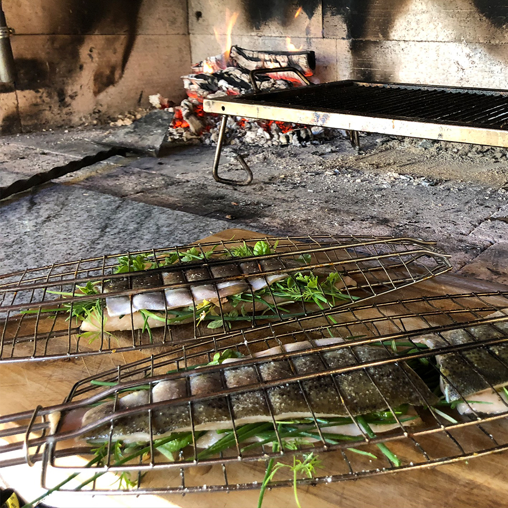 Fisch, Gemüse Grillzange mit Holzgriff - Chromstahl ca.32x11cm